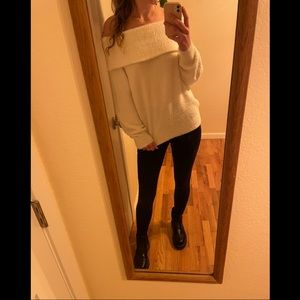 H&M White Off the shoulder Sweater - SO SOFT!
